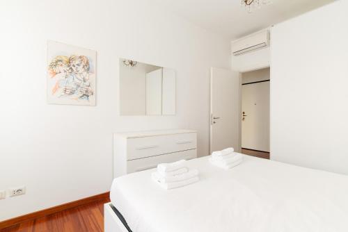 GuestHost - Brightly-lit Flat - M5 Gerusalemme
