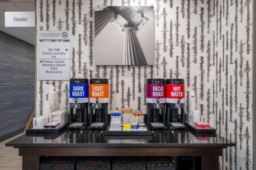 Minuman di Hampton Inn Dahlgren