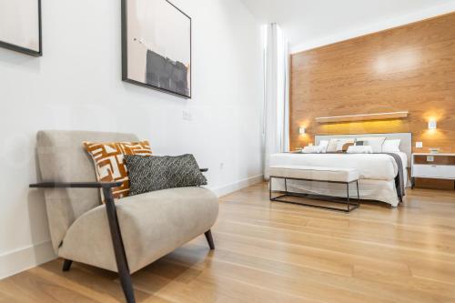 Artistic and Spacious Apartment by REMS photo 26