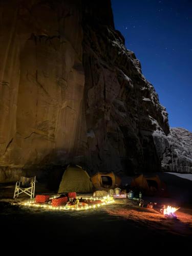Camp star road safari