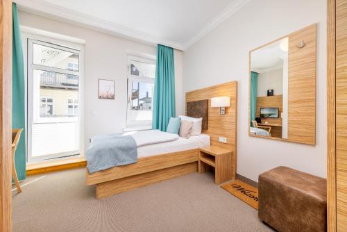 Strandhotel zur Promenade photo 29