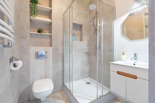 Ένα μπάνιο στο Klimatyzowane Apartamenty Stary Toruń by Rentoom