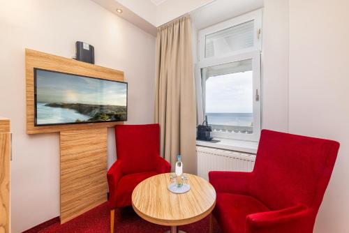 Strandhotel zur Promenade photo 58