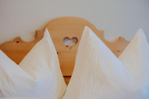 Una cama o camas en una habitación de Zudrellhus