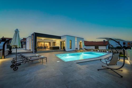 Villa Orbanić by Istrialux