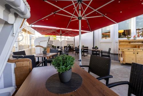 Strandhotel zur Promenade photo 93