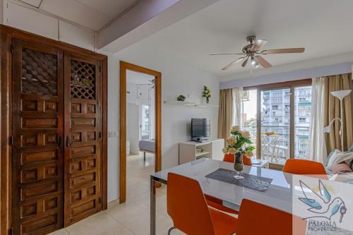 Apt 1st line with wonderful sea views