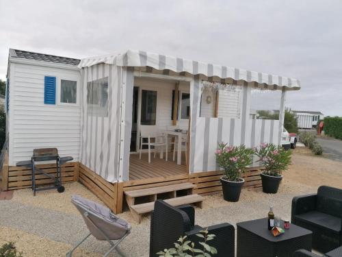 Mobil home climatisé ETANG DE BESSE