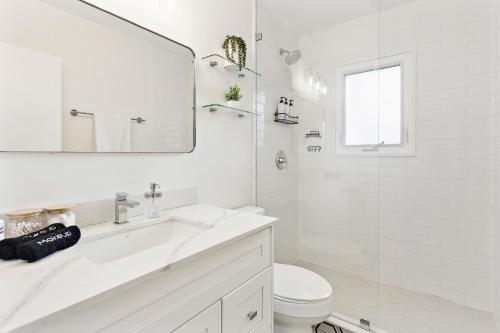Koupelna v ubytování Stylish 3br Home, Close To Restaurantsshops