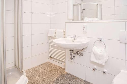Koupelna v ubytování Hotel am Kieler Schloss by Première Classe