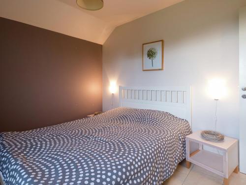 Postel nebo postele na pokoji v ubytování Luxury Holiday Home in Thirimont Liege with Private Garden