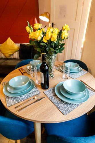 Φωτογραφία από το άλμπουμ του 3 Bedroom Home Free Parking & WiFi Contractors Welcome! σε Pallion