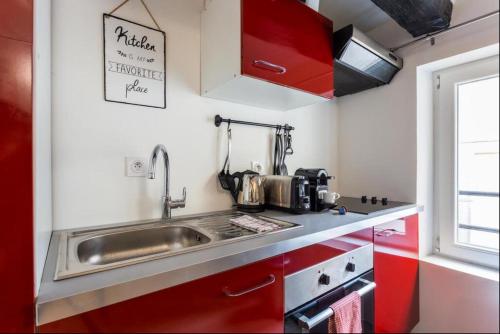 Photo de la galerie de l'établissement Home Suite Home Grands Boulevards 5D, à Paris