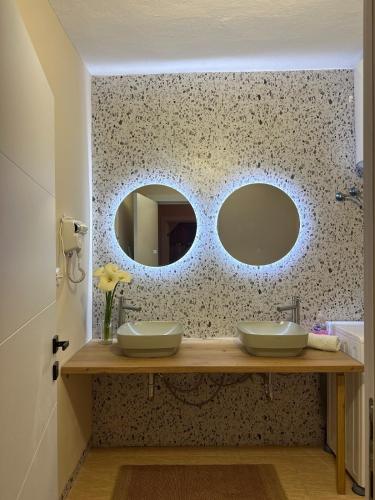 Bilik mandi di ARZO Apartments