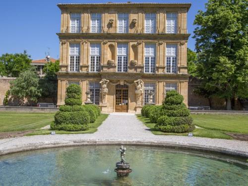Toits Vieil Aix - Appartement de charme avec terrasse d'exception centre ville historique proche Cardeurs Et Mairie