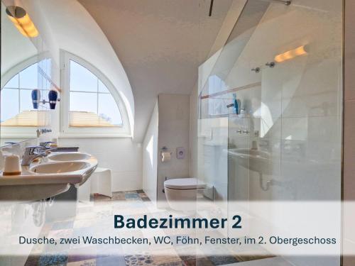 Bilik mandi di Karlshagen, Yachthafenblick
