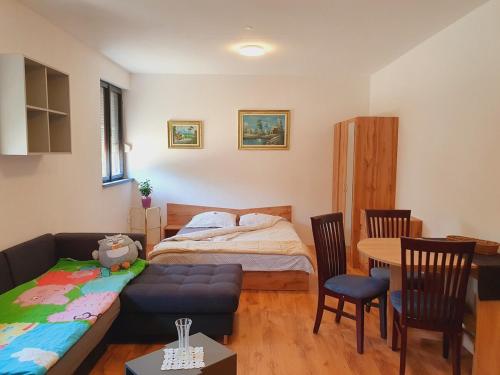 Ένα ή περισσότερα κρεβάτια σε δωμάτιο στο Dea's apartment