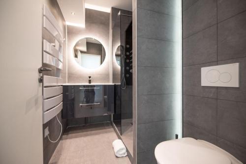 1 bedroom Canal St Martin Eurostar