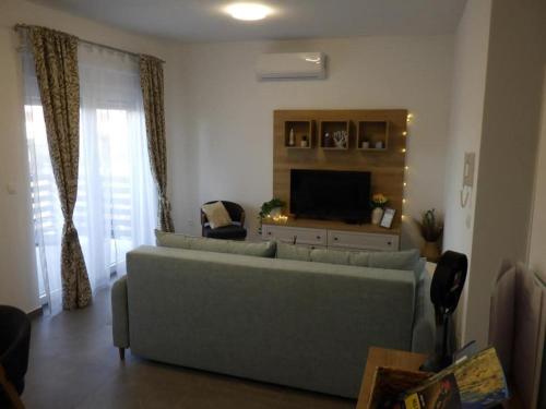 Χώρος καθιστικού στο Cozy Apartment Bili