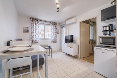 R-Plane - Jolie T2 proche du Canal