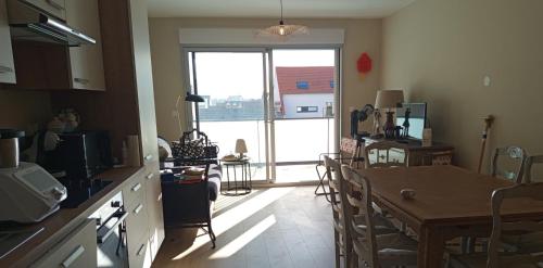 Nice T3 with balcony - 5 mn from the beach