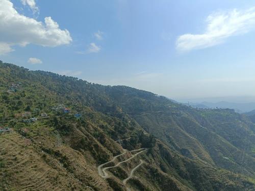 Fotografie z fotogalerie ubytování The village lodge Dalhousie v destinaci Banikhet