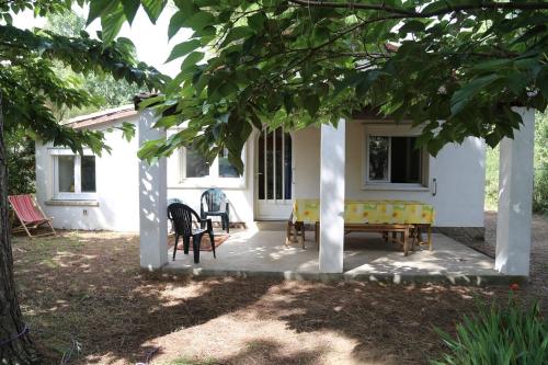 Maison 6 personnes sur grand terrain 100 m plage - V0261