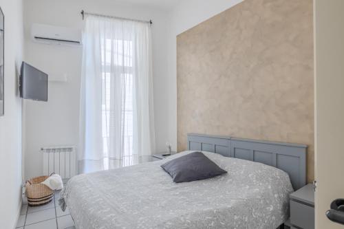 Vibrant Trastevere 2 bedrooms on Via del Moro