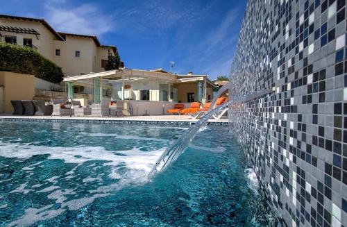 3bed Villa , Heated Swimming Pool , Mountain Views