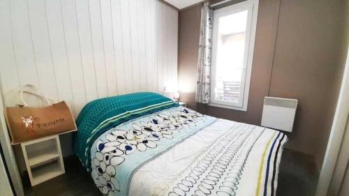 Gallery image of Chalet 2 étoiles - Piscine - ccbaeia in Briançonnet