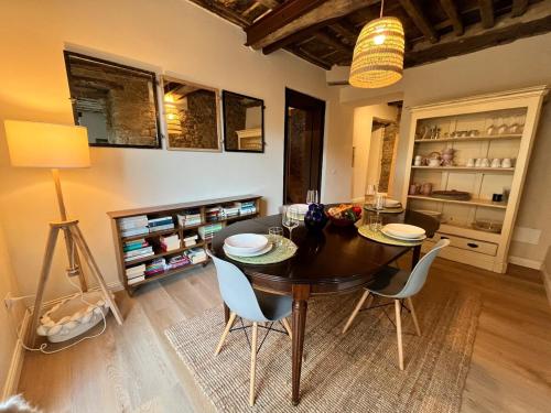 Η κουζίνα ή μικρή κουζίνα στο Villa 4 Bdr a 5 min da Forte dei Marmi e dal Mare