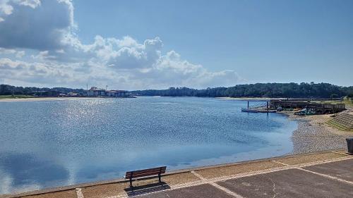 V- Landes 08-Vieux Boucau Appartement 3 pièces pour 4 personnes dans une résidence au bord du lac marin