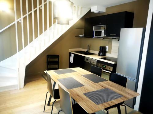 Toulouse, Bourse nice and comfortable family apartment