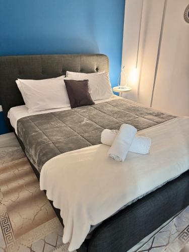 Luxury modern chic 1-bedroom apartment Athens City