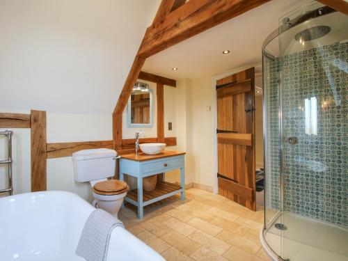 Koupelna v ubytování Cuckoo Pen Cottage