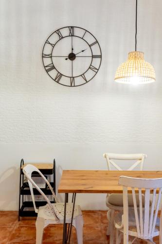 Little apartment near the Alameda