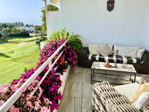 Balkón alebo terasa v ubytovaní Duplex vistas al golf Guadalmina Marbella