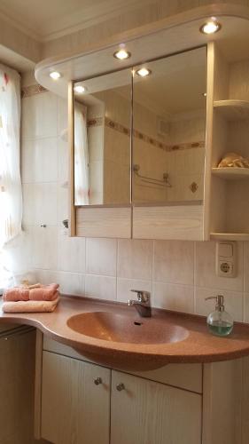 Ένα μπάνιο στο Ferienwohnung Gerold