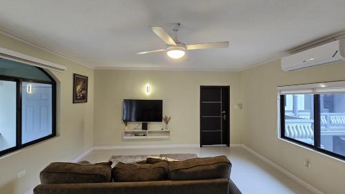 224 Patterson Palms