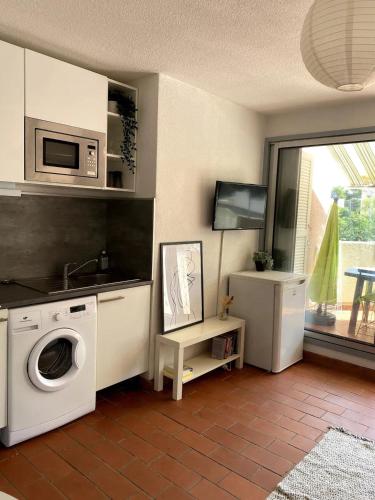 Photo de la galerie de l'établissement Charmant appartement à Sète, 36 m², terrasse, à Sète