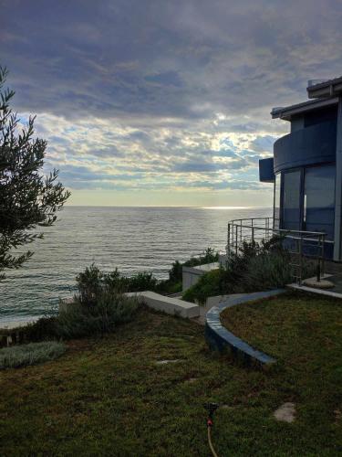 a house with a view of the ocean at Casa del Mar in Preveza