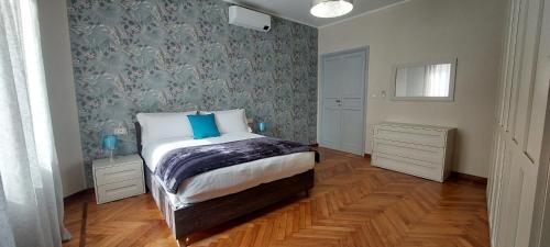G&G Firenze One Station Apartment