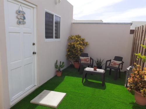 Zahrada ubytování Conny's Inn Apartament