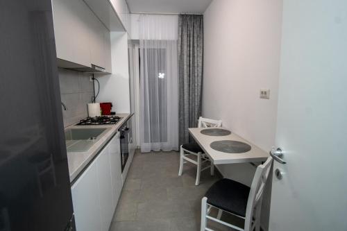 Et badeværelse på Toka Apartments Luxury Studio