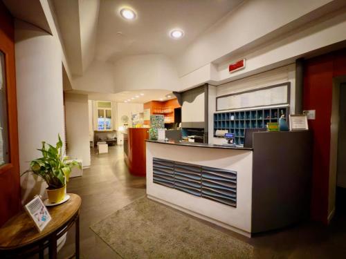 Lounge nebo bar v ubytování Hotel Europa Varese