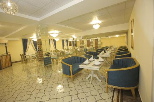 Гостиная зона в VELARA HOTEL
