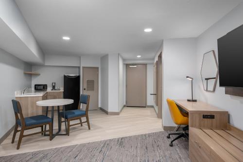 Holiday Inn Express Hilton Head Island by IHG photo 33