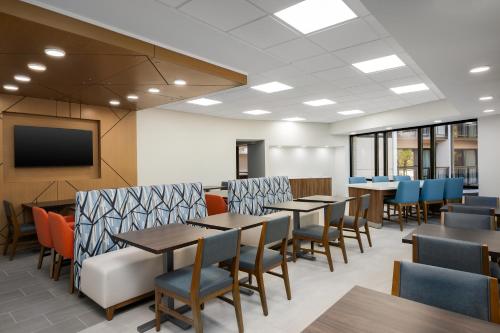 Holiday Inn Express Hilton Head Island by IHG photo 36