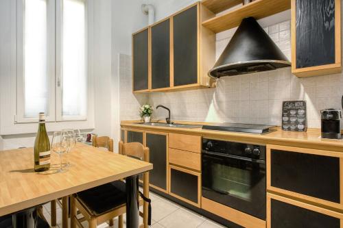 Luxury Stay - City Life