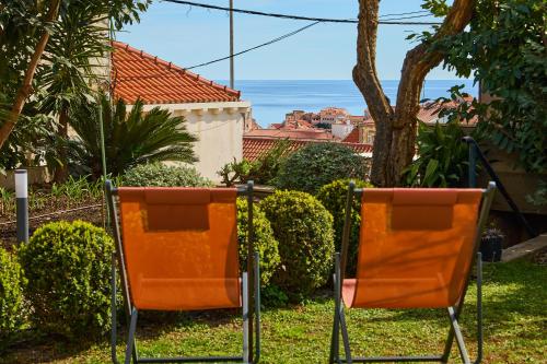 New & stylish apartments with a lush private garden